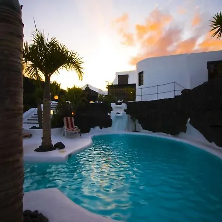 וילה Sleeps 6 Pool Wifi Tahiche