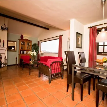 וילה Sleeps 6 Pool Wifi Tahiche